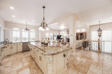 802 Eaglepointe Drive North Salt Lake UT 84054