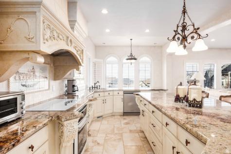 802 Eaglepointe Drive North Salt Lake UT 84054