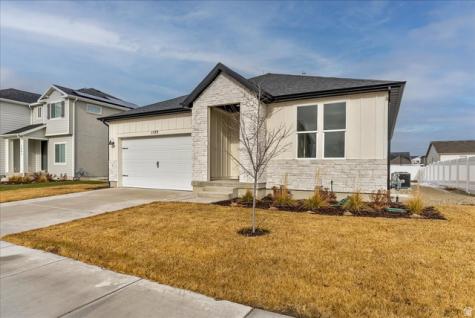 1573 E Lynx Lane Eagle Mountain UT 84005