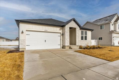 1573 E Lynx Lane Eagle Mountain UT 84005