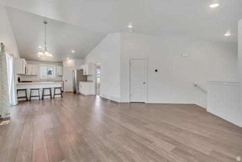 1529 E Erickson Knoll Lane Eagle Mountain UT 84005