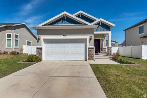 1529 E Erickson Knoll Lane Eagle Mountain UT 84005