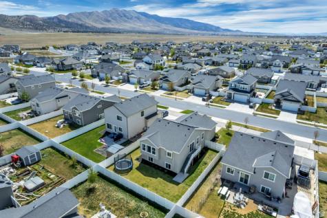 1529 E Erickson Knoll Lane Eagle Mountain UT 84005