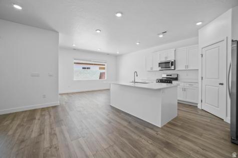 1904 S Cyclone Drive Washington UT 84780