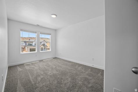 1904 S Cyclone Drive Washington UT 84780