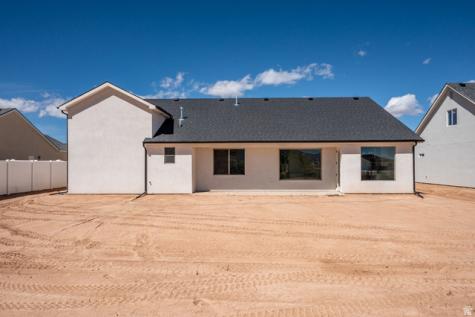 4978 N 75 E Enoch UT 84721