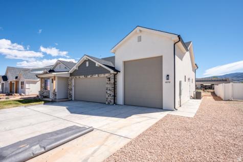 4978 N 75 E Enoch UT 84721