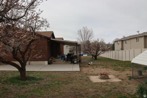 626 W 800 N Clinton UT 84015