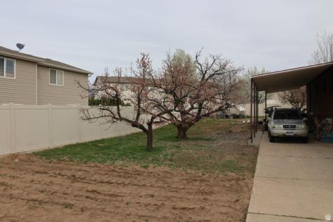 626 W 800 N Clinton UT 84015