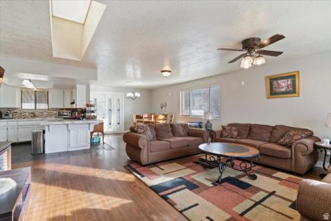 626 W 800 N Clinton UT 84015