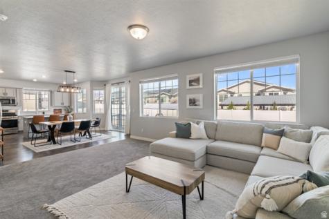 1395 E Kelsey Drive Eagle Mountain UT 84005