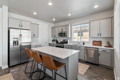 1395 E Kelsey Drive Eagle Mountain UT 84005