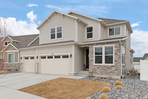 1325 E Desert Peak Eagle Mountain UT 84005