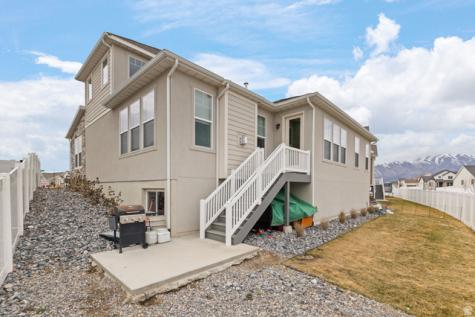 1325 E Desert Peak Eagle Mountain UT 84005