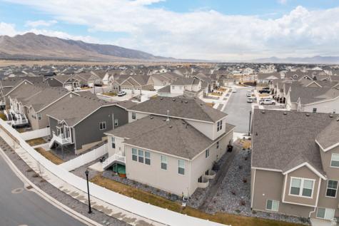 1325 E Desert Peak Eagle Mountain UT 84005