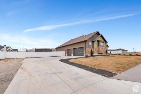 1407 E Abigail Lane Eagle Mountain UT 84005