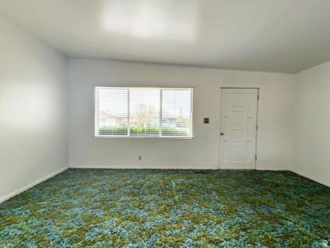 883 N 900 E Price UT 84501