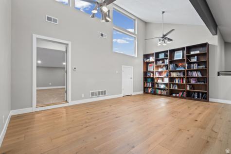 88 S Moss Hill Drive E Bountiful UT 84010