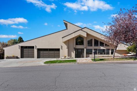 88 S Moss Hill Drive E Bountiful UT 84010
