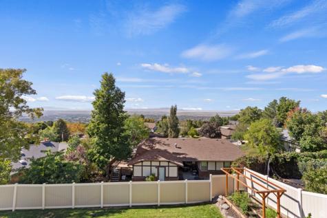 88 S Moss Hill Drive E Bountiful UT 84010