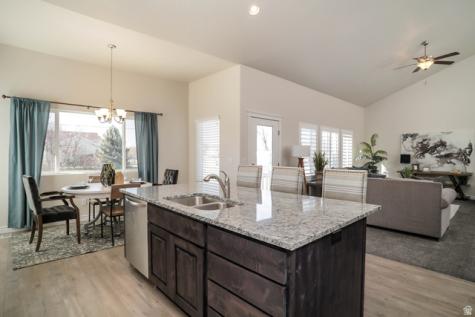 2513 W 840 N Clinton UT 84015