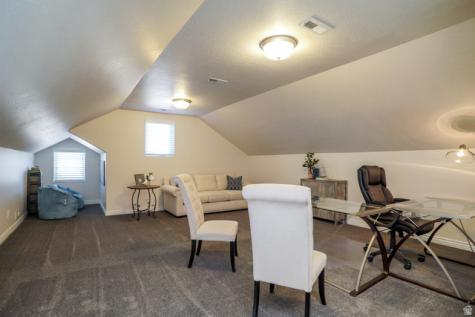 2513 W 840 N Clinton UT 84015
