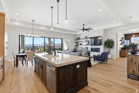 81 N Highland Parkway Washington UT 84780