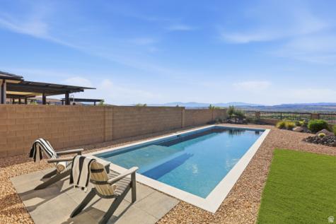 81 N Highland Parkway Washington UT 84780