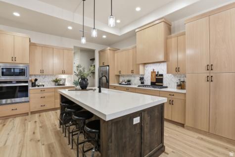 81 N Highland Parkway Washington UT 84780