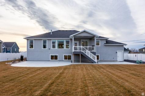 3664 S 5400 W Hooper UT 84315