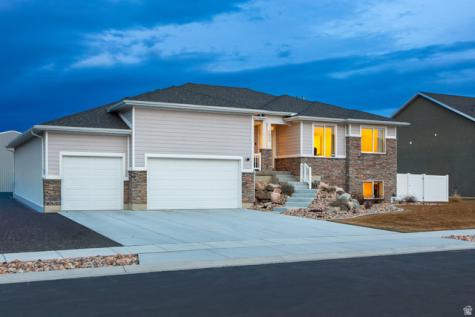 3664 S 5400 W Hooper UT 84315