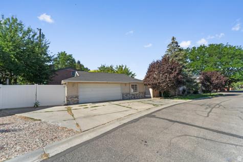 1522 E Amblewood Lane Millcreek UT 84124