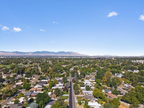 1522 E Amblewood Lane Millcreek UT 84124