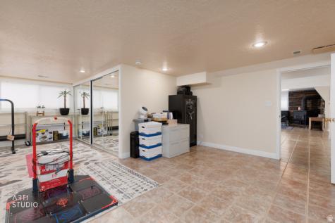 11129 S 2125 E Sandy UT 84092