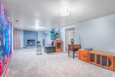 1058 S 1075 E Clearfield UT 84015