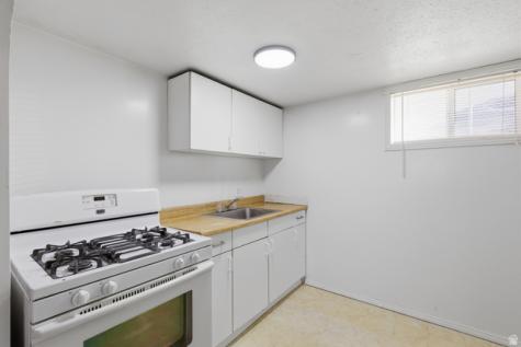 1359 E Swan Ogden UT 84401