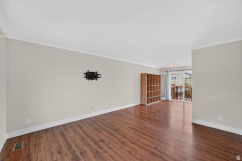 5556 W Bluevail Court S West Jordan UT 84081