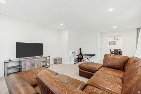 595 E 200 S Pleasant Grove UT 84062