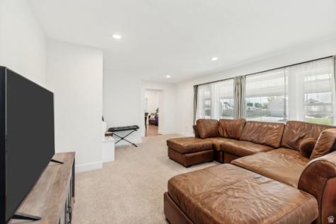 595 E 200 S Pleasant Grove UT 84062