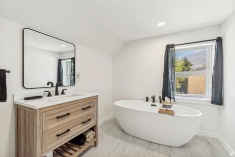 595 E 200 S Pleasant Grove UT 84062
