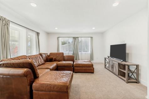 595 E 200 S Pleasant Grove UT 84062