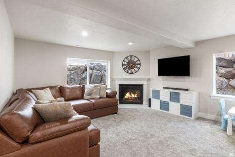9913 N Outlook Way Eagle Mountain UT 84005