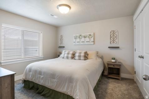 9913 N Outlook Way Eagle Mountain UT 84005