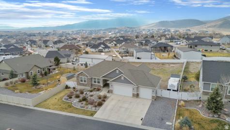 9913 N Outlook Way Eagle Mountain UT 84005