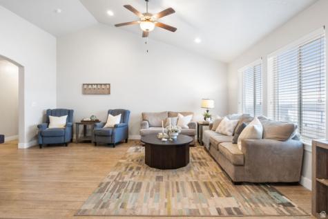 9913 N Outlook Way Eagle Mountain UT 84005