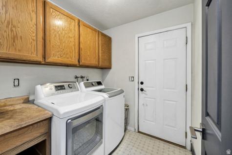 9766 S Pendleton Way South Jordan UT 84095