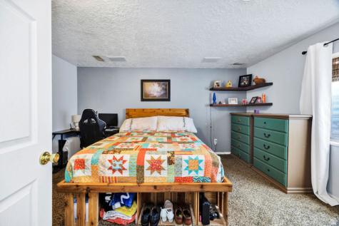 9766 S Pendleton Way South Jordan UT 84095