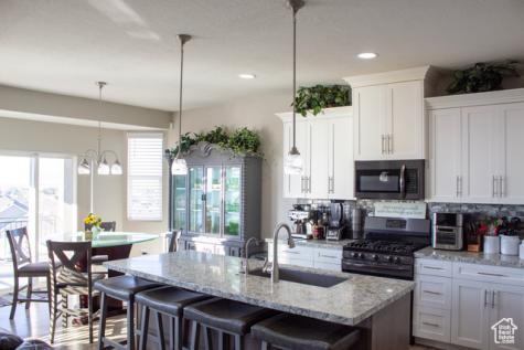 2248 E Grenada Lane Eagle Mountain UT 84005
