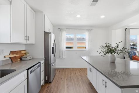 776 W 640 N Orem UT 84057