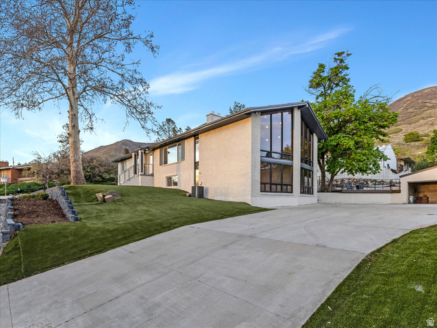 1092 N 500 E Centerville UT 84014